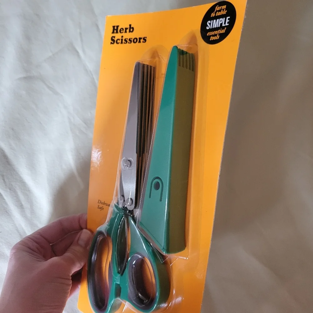 Granite Ware Herb Scissors with Cover New